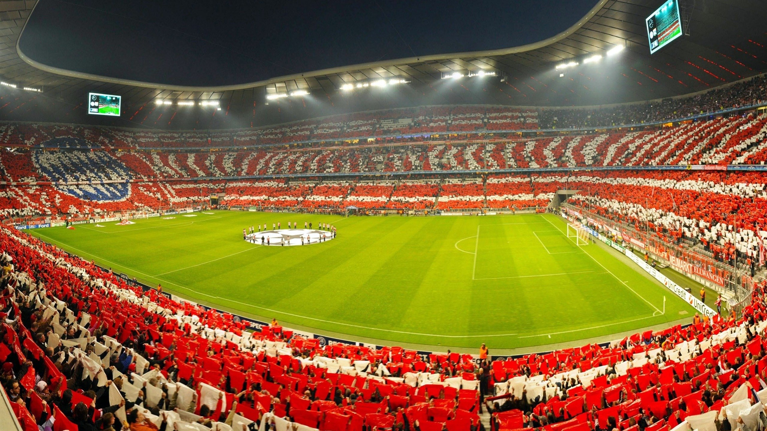 开云体育官网-公牛生死战取胜篮网，布克成为关键先生，芝加哥的坚韧与希望